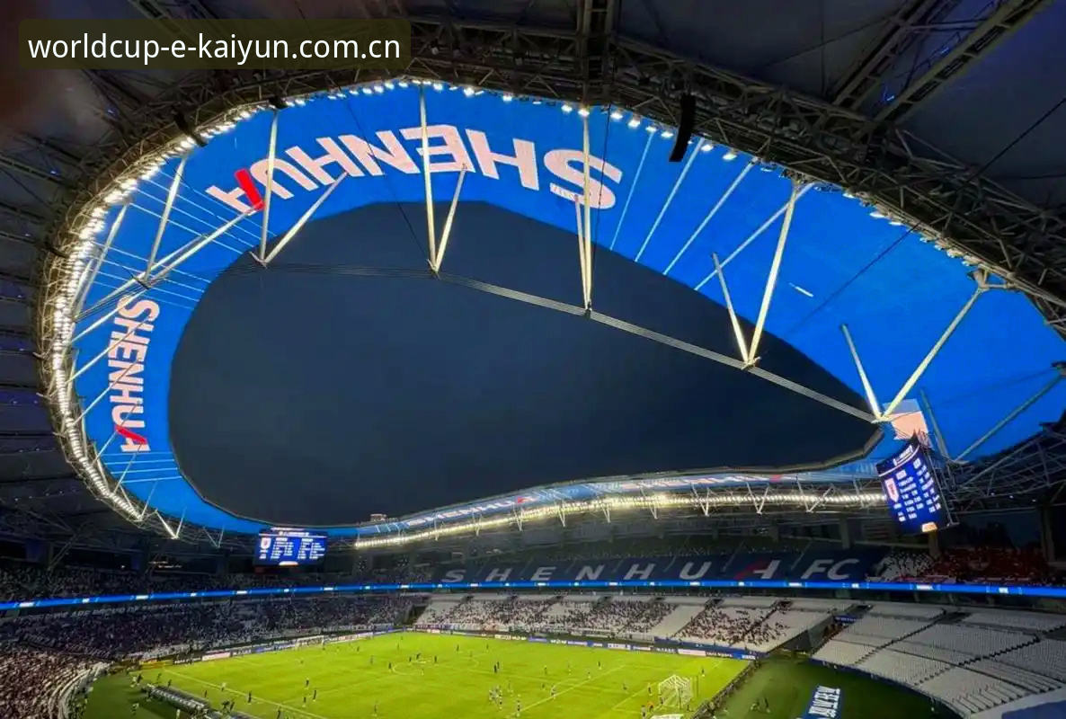 开云KAIYUN手机版 欧联杯决赛维拉3-0弗赖堡夺冠回顾